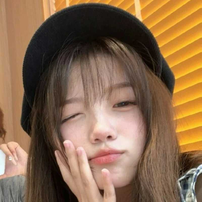 Harajuku Berets Cs for Wen Gothic Lolita Hat Wen Men Y2K Punk Style Beret Metal C Streetwear Fashion Harajuku Y2k C Y251025