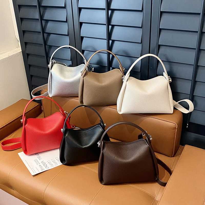 LEFTSIDE Small PU Leather Bucket Bag for Women Shoulder Bags 2025 Short Handle Crossbody Bag Lady Luxury Handbags and Purses Z251024