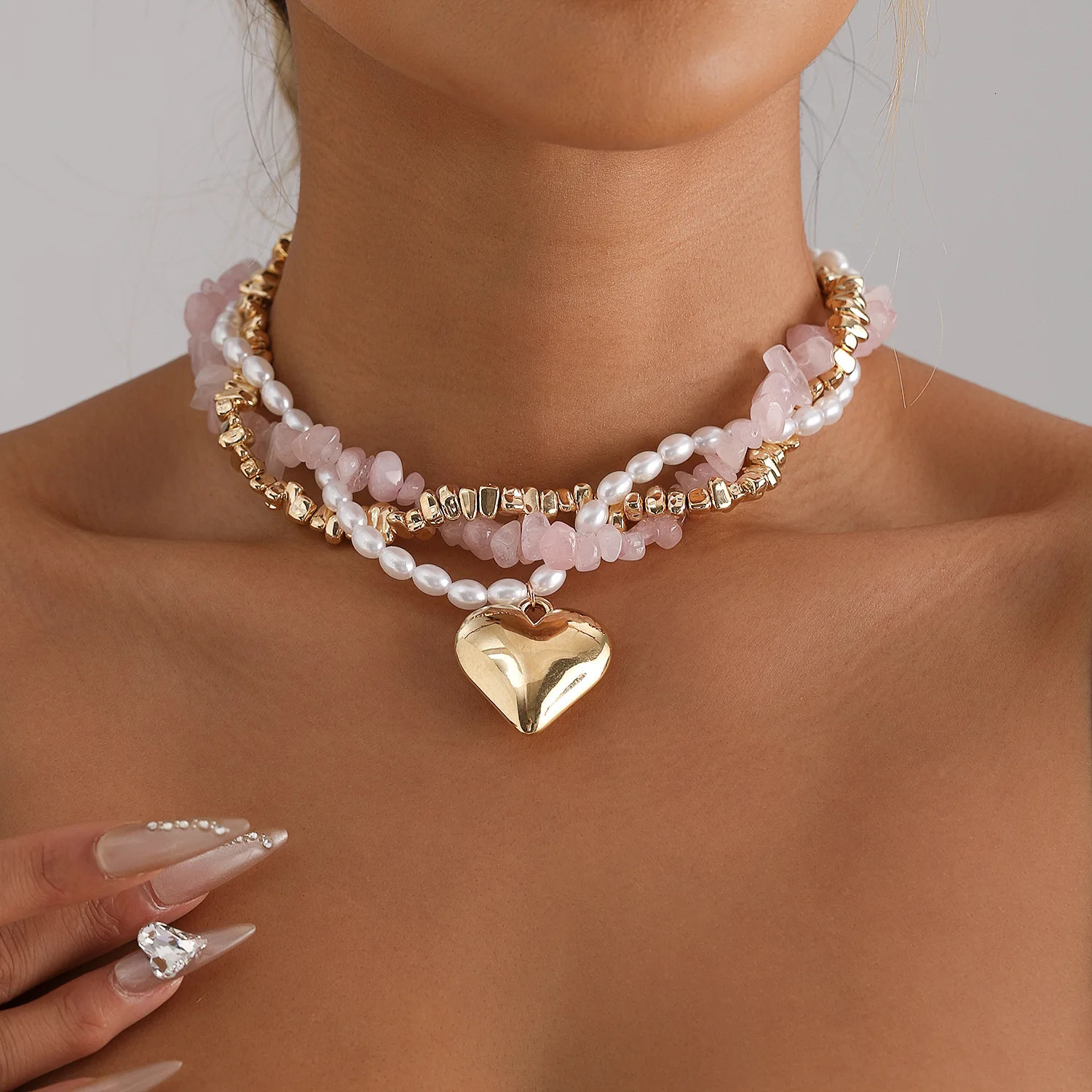 Retro Ethnic Style Medieval Ring Double Layered Necklace Fashionable And HighEnd Light Pendant For Women 251023
