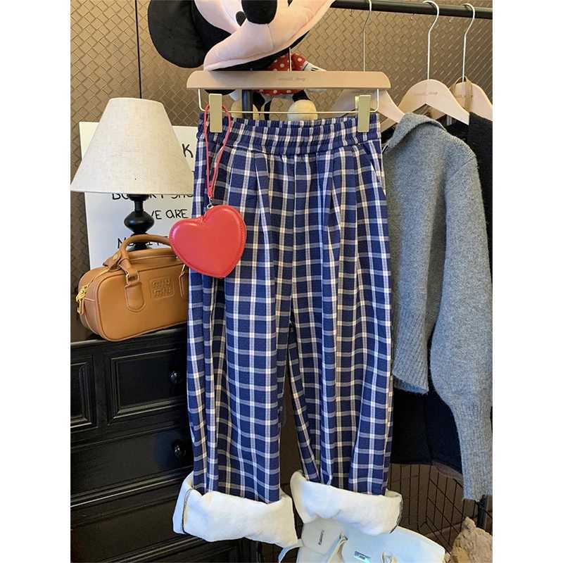 MEXZT Fleece Plaid Wide Leg Pants Women Harajuku Streetwear Baggy Pants Winter Vintage Korean Casual All Match Straight TrousersT251025
