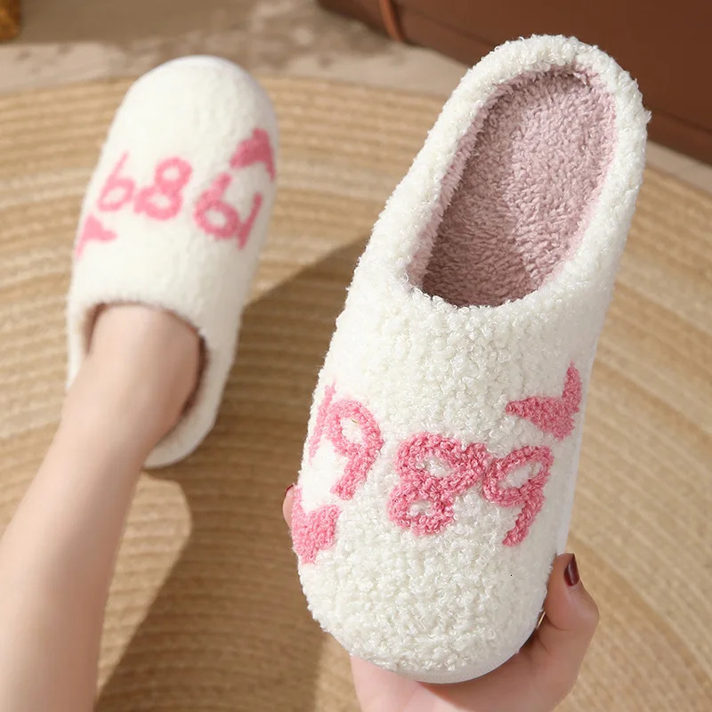 Winter Lovely Women Slippers Girls Fashion Flowers Home Slides Couples Soft Seagulls Flat Sandals Men Christmas Flip Flops251020