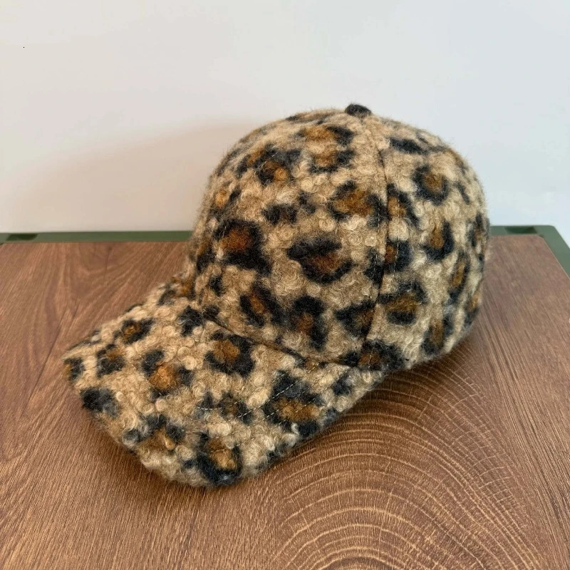 1pc Leopard Print Plush Baseball CapUnisex Warm Head HatAdjustable Buckle ClosureLightweight Knittfor Outdoor Travel Festive 251023