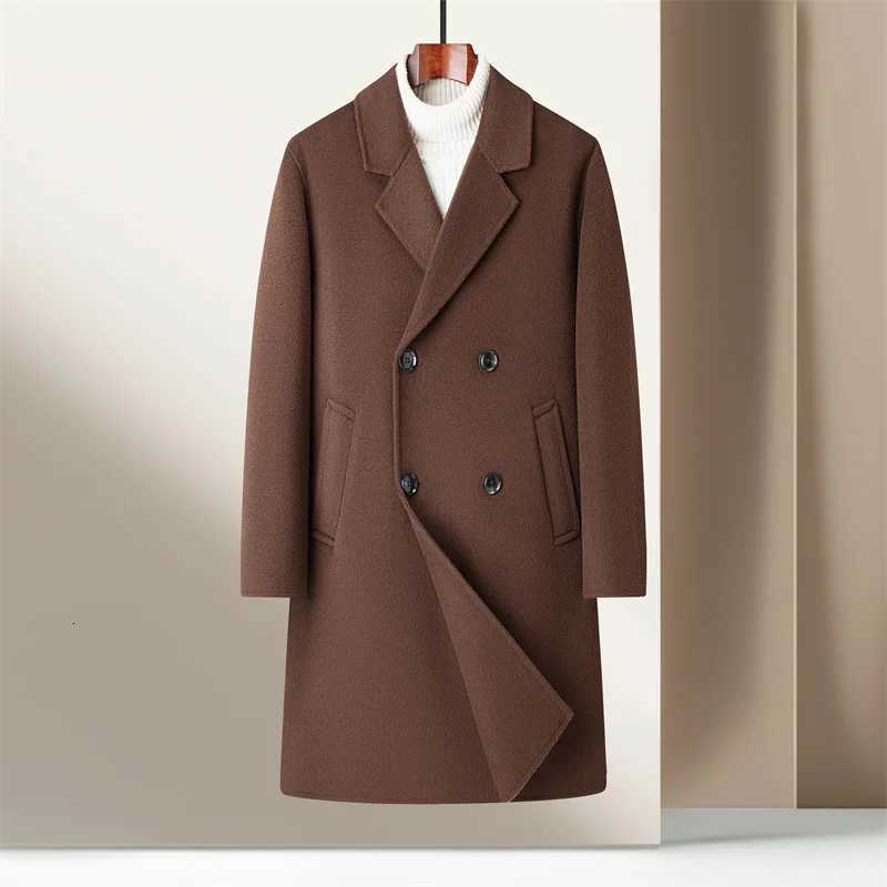 A midlength doublesided wool and wool coat made by hand in the autumn and winter of 2025 for mens business and casual wearT251025