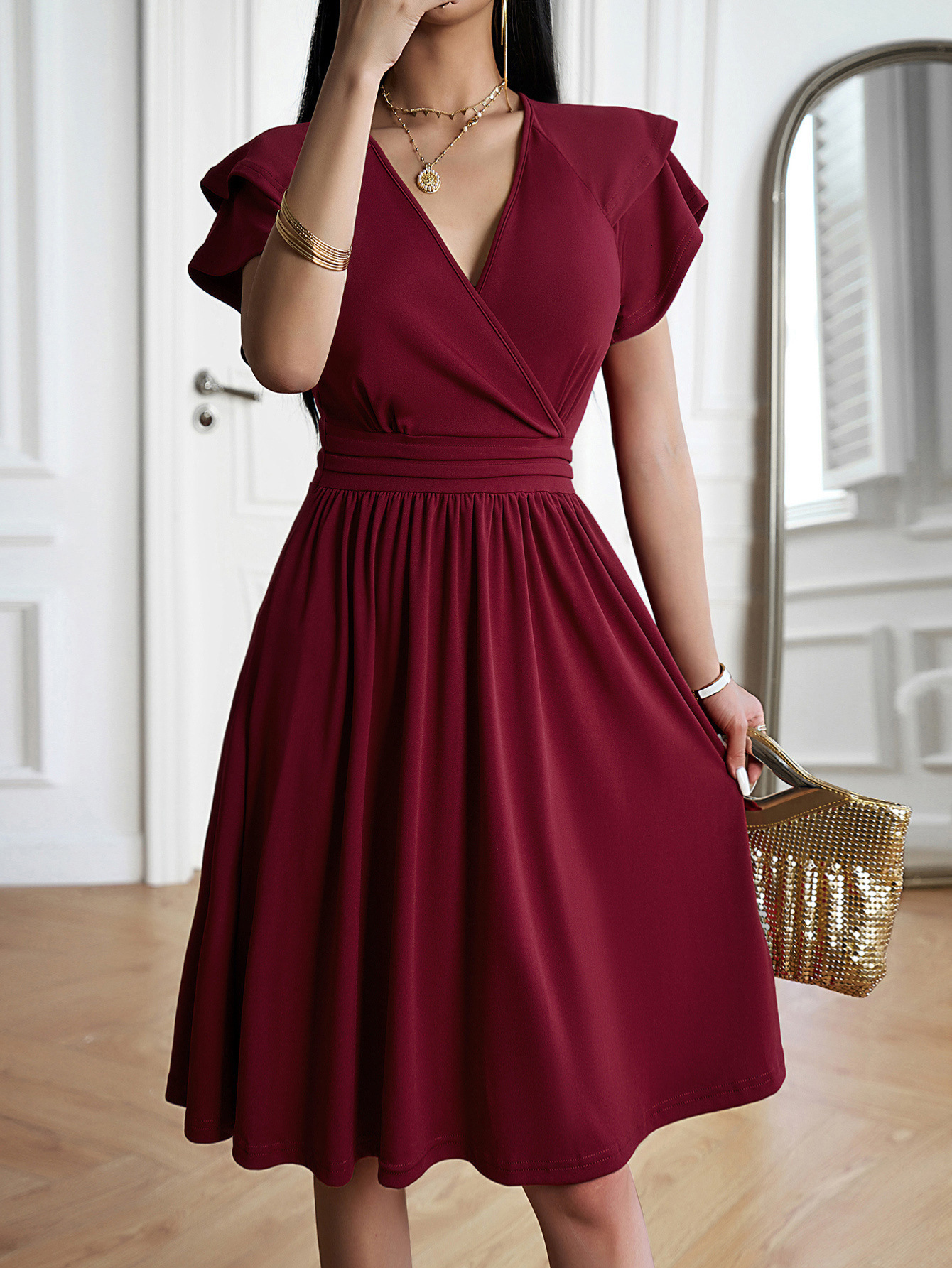 2025 European and American New Dresses Summer Designer Elegant V-neck Mid length Skirt Hot Selling Luxury Skirt