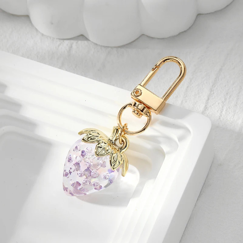 Transparent Strawberry Metal Key Chains Pendants Simulation Fruit Simple Personality Girl Sweet Bag Pendant Handmade Accessory 251021