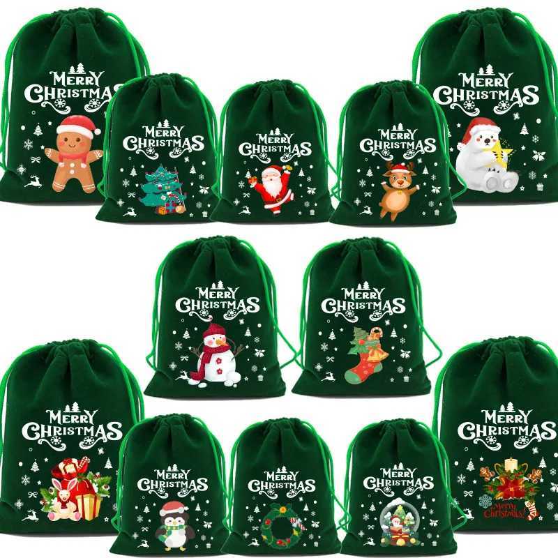 20pcs Xmas Velvet Bags Small Candy Gift Bag Drawstring Pouch Christmas Party Favor Boutique Jewelry Packaging Bags 2024 New Year C251024