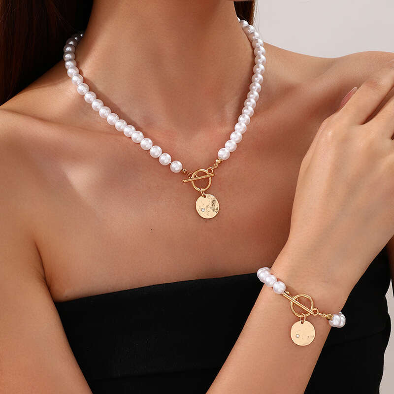 Necklace Bracelet Designer luxury pendant necklace imitation pearl Bracelets for Women men Exquisite Fashion High End copper plated with 18K gold Fest