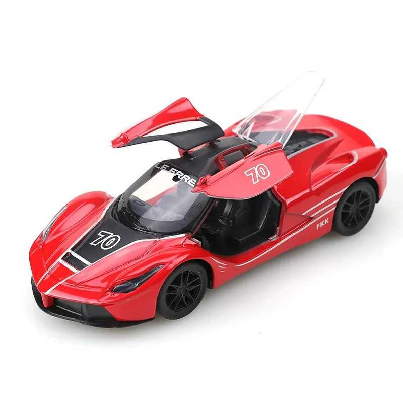 Three door alloy sports car boy racing model children pull back toy trolley L251025