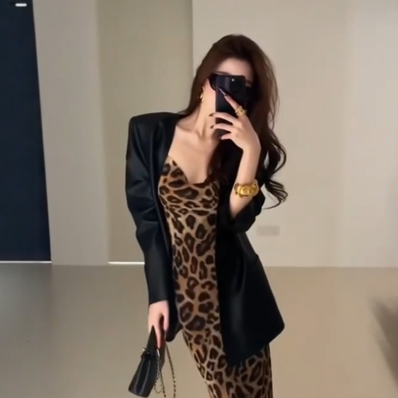Autumn 2025 Elegant sisters Suit Design Black Casual Jacket High end Leopard Tank Top Dress Women's Fashion