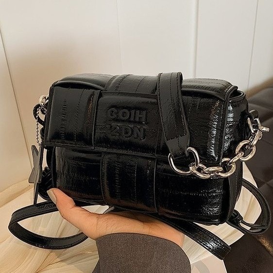 Luxury Brand Designer Bag High-End Fashion Woven Ball Shoulder Chain Bag 2024 New Small Square Bag Niche Design Crossbody Phone Bag For Women