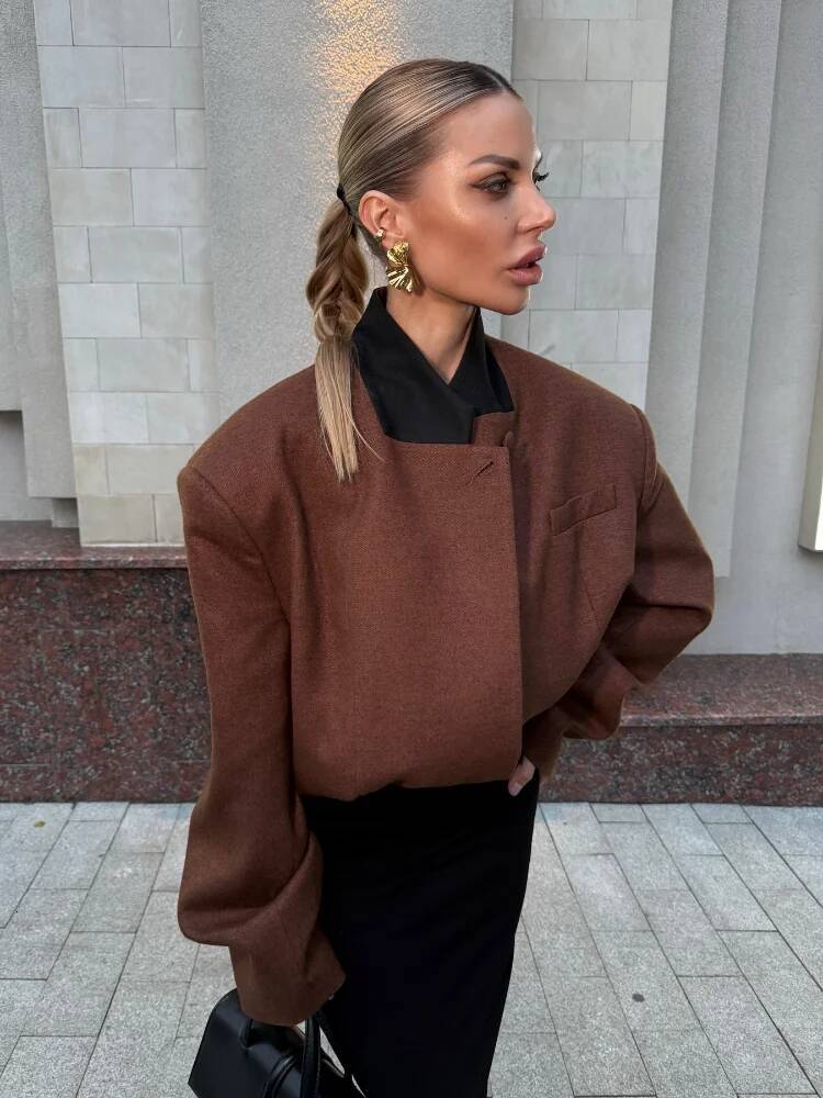 Chic Women Contrasting Loose Jacket Elegant Stand Collar Full Sleeves Single Breasted Coats Autumn Female Street Outwears dongdumaoyi