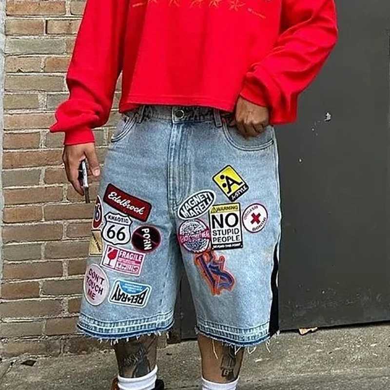 Retro Studded Lettering Denim Shorts Y2K Jeans for Mens and Womens Hip Hop Vintage Washed Blue Baggy Shorts Over The Knee PantsXJ251025