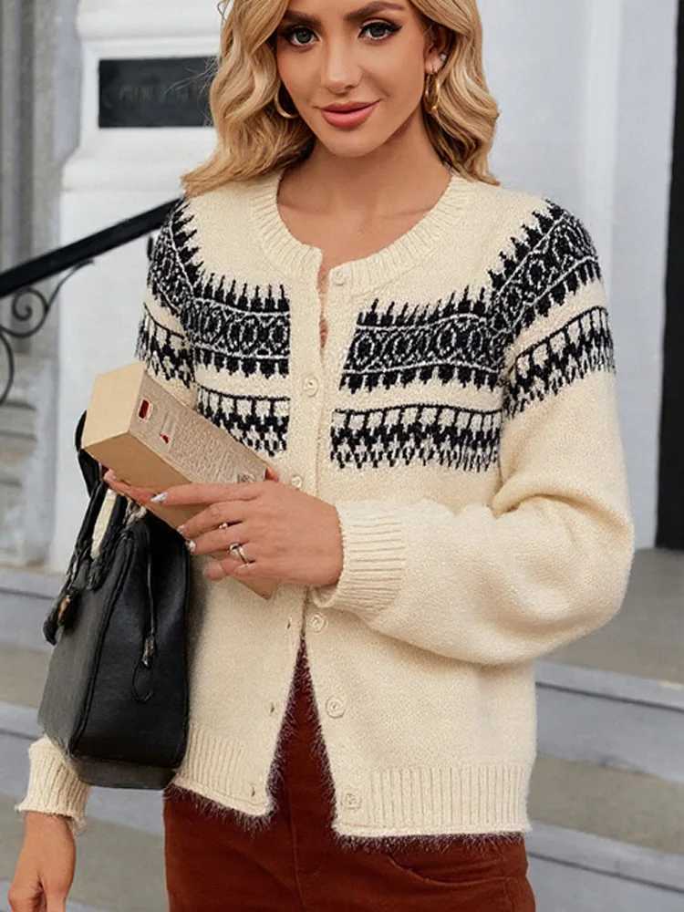 New Fashion Knitted Cardigan Sweater Women Autumn Winter Casual Loose Single Breasted Womens Sweater Coat with Hat Winter TopsT251025