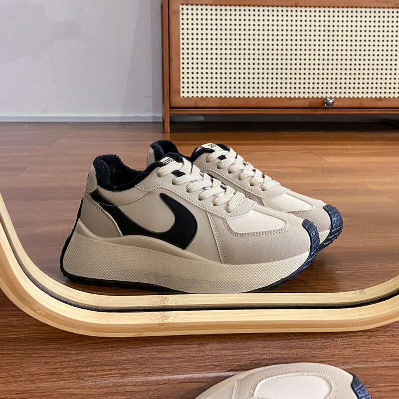 New Autumn Women's Shoes Thick Sole Fleece Lined Student Height Increasing Casual Patchwork Sneakers Trendy Sports Winter Cotton Shoes Warm