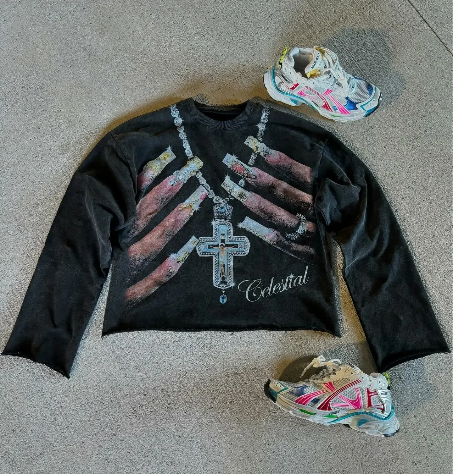 Y2K Fashion Trend Long Sleeves T Shirt Goth Cotton Black Oversized Top Harajuku Finger Graphic Print T Shirt Men Women Clothing 251020