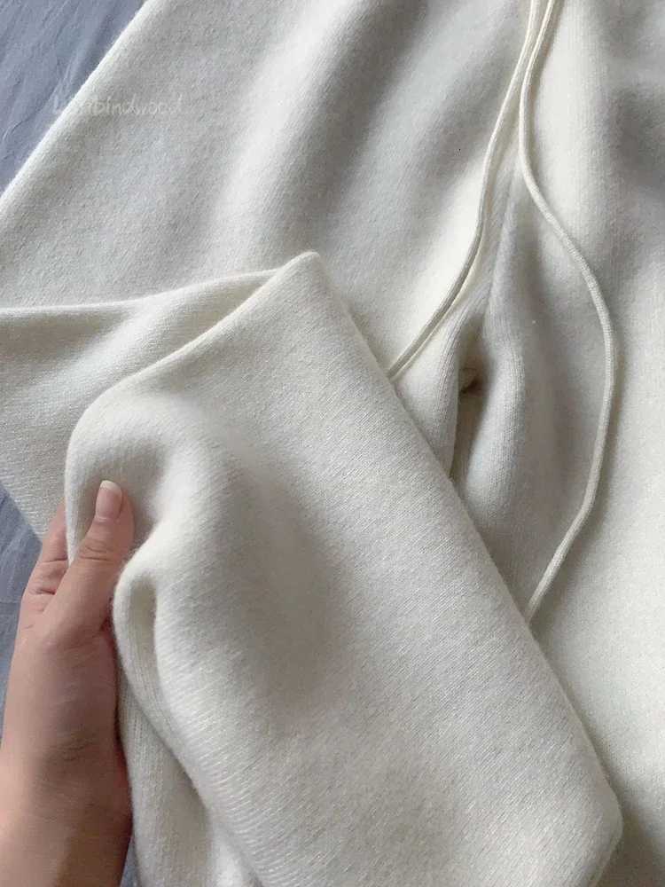 Autumn and Winter New Highwaisted Loose Wool Knitted Wideleg Trousers for Women To Wear Straight Leg Wideleg Moped TrousersT251025