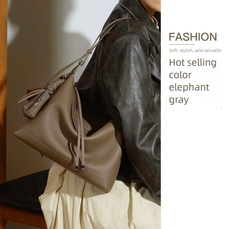 Luxury bag New Niche Simple Style Large Capacity Commuter Tote High end Fashion Underarm Bag
