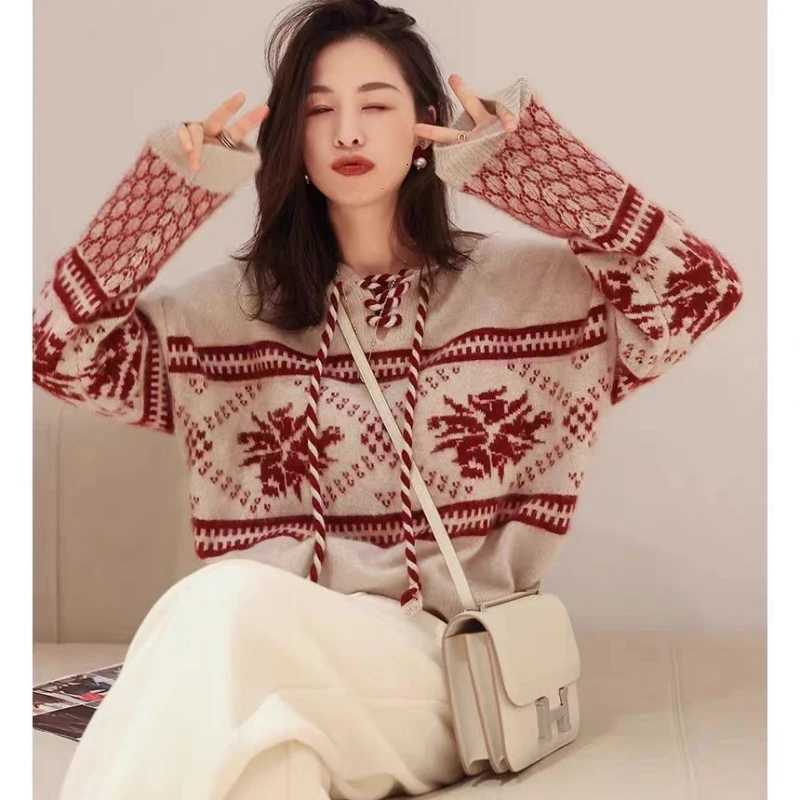 100 pure wool cashmere sweater womens 2024 autumn and winter new hooded collar pullover fashionable loose knit plus size topT251025