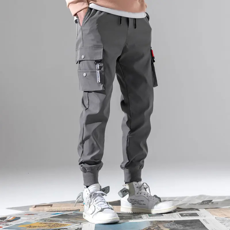 Mens Loose Fit Multi Pocket Joggers for Spring Autumn Men Street Style Waist Drawstring Casual Pants Cargo Pants for Fitness 251024