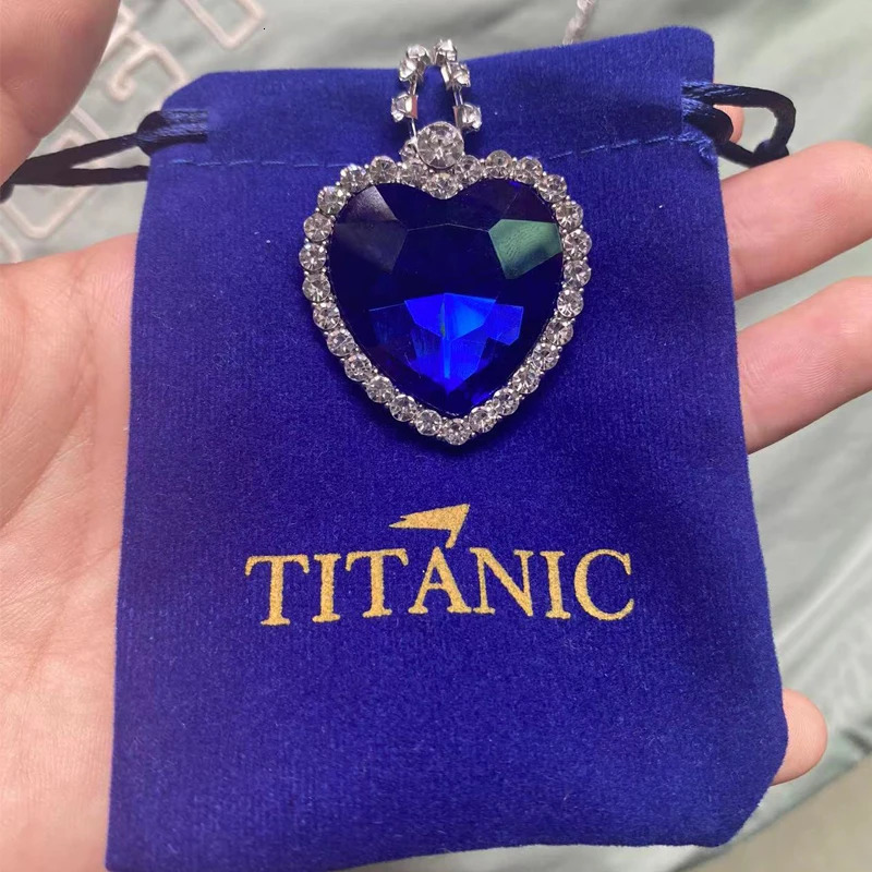 European and American Ocean Heart Titanic Blue Pendant Necklace Fashionable Shining Zircon Eternal Love Red Sweater Cha 251023