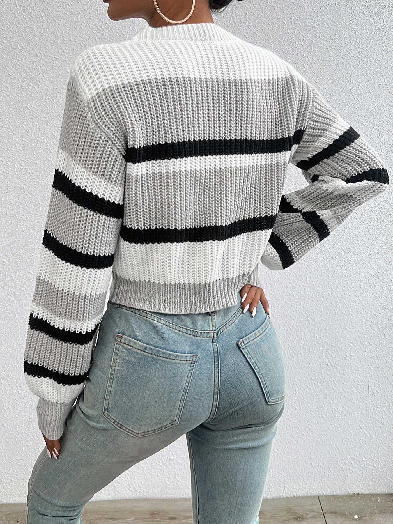 2024 autumn and winter hot sale new acrylic loose drop shoulder round neck color matching knitted long sleeve ladies sweaterT251025