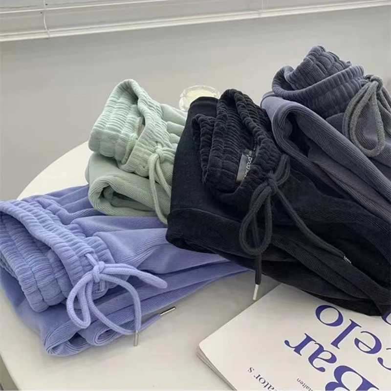 Winter Thick Warm Women Harem Pants 4Xl Oversized Casual Elastic Waist Velvet Sweatpants Female Solid Fleece Jogging TrousersT251025