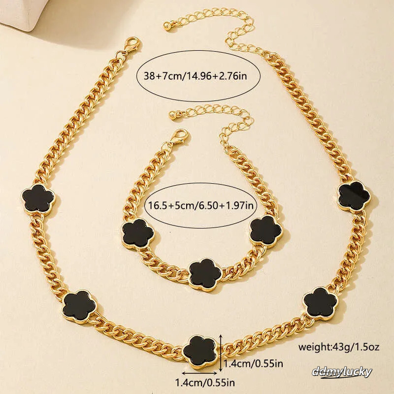 Necklaces For Women: Elegant Five-Leaf Clover Jewelry Set - Gold-Tone Metal Chain Necklace, Bracelet & Earrings For Banquets Ddmylucky