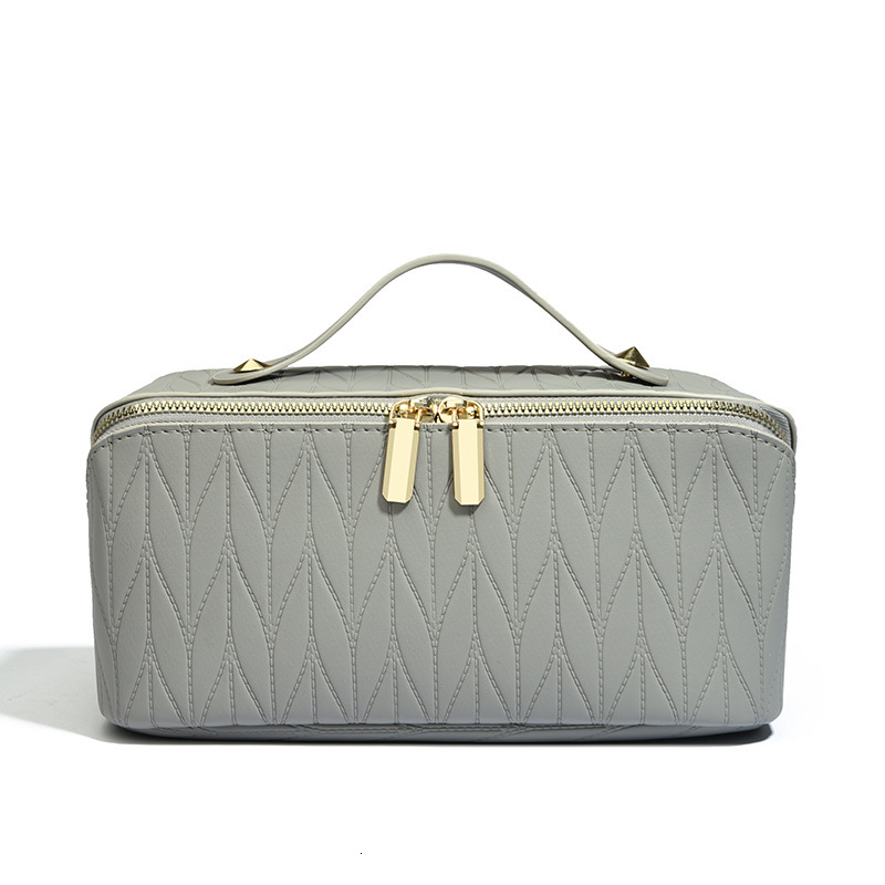 Luxury Brand Designer Bag Large Capacity Portable High-End Makeup Bag For Travel Waterproof Cosmetic Toiletry Organizer