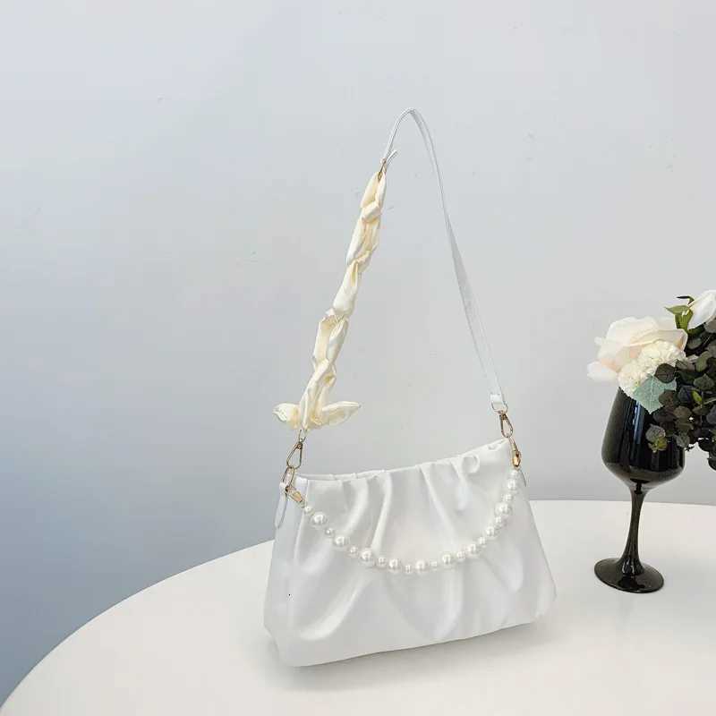 2025 Womens Ready To Ship Shoulder Bag PearlEmbellished Underarm Purse Timeless Crossbody Flap Clutch Z251024