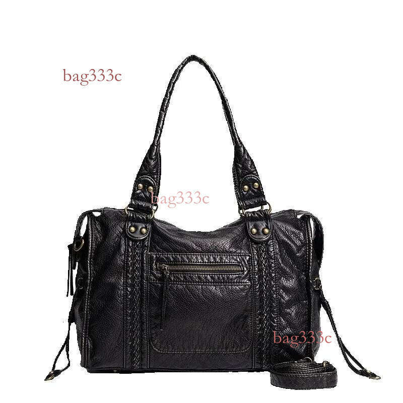 High-Quality Large Capacity Commuter Shoulder Crossbody For Women, Simple Versatile Stylish Casual Handheld Tote Bag Cowhide Woven Bag