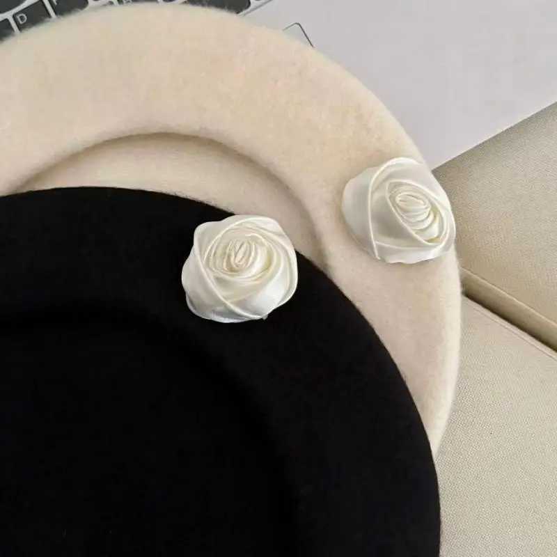 Vintage Wool Beret For Wen Big ral Design Winter Hats For Wen Fashionable Casual Black White Y251025