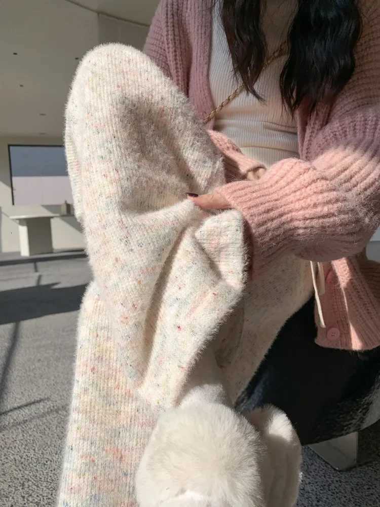 Velvet Rainbow Knitted Pants Womens Autumn Winter New High Waist Draping Pants Casual Straight Wide Leg Sweatpants Soft PlushT251025