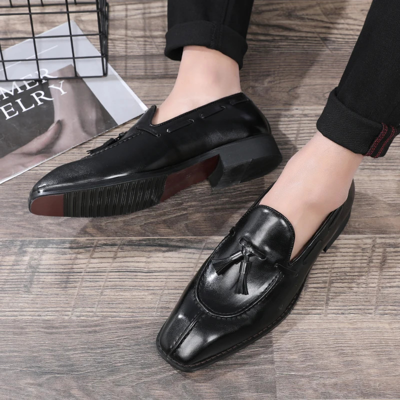 Mens Casual Business Leather Shoes Men Fashion Tassels Wedding Party Loafers Mens Classic Retro British Style Slipon Flats 251023