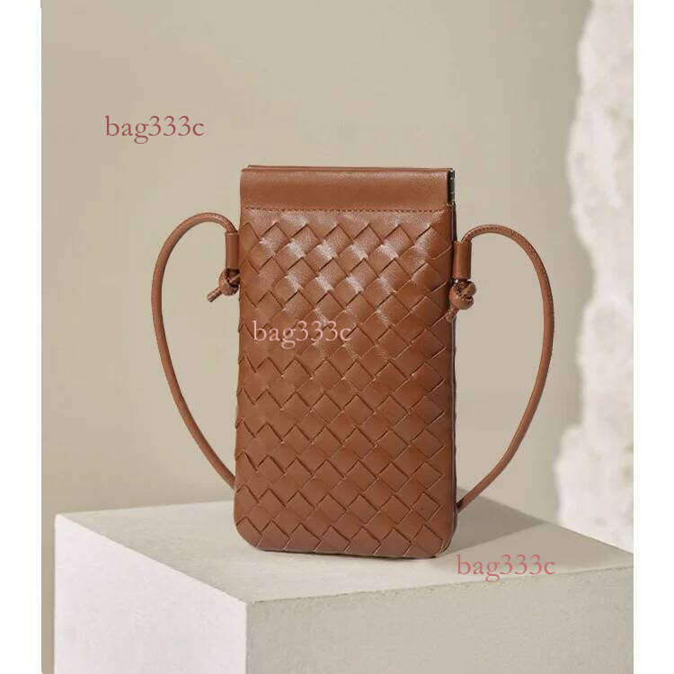 Korean Style Vertical Mini Coin Purse Phone Small Lightweight Single Shoulder Crossbody Women's Fashion Casual Handwoven Bag Cowhide Woven Bag