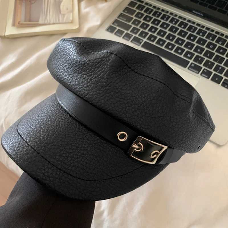Retro Black Leather Beret Hat Wen Fashion Flat Top Painter C Small Face Hip Pop Adjustable Casual Versatile Streetwear Beret Y251025