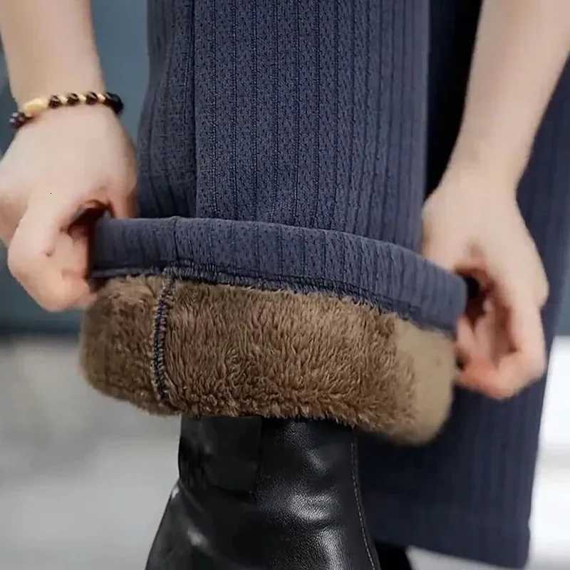 Winter Women Classic High Waist Thermal Plush Pants Girls Straight Leg Fleece Trousers Lady Snow Warm Casual Daily PantsT251025