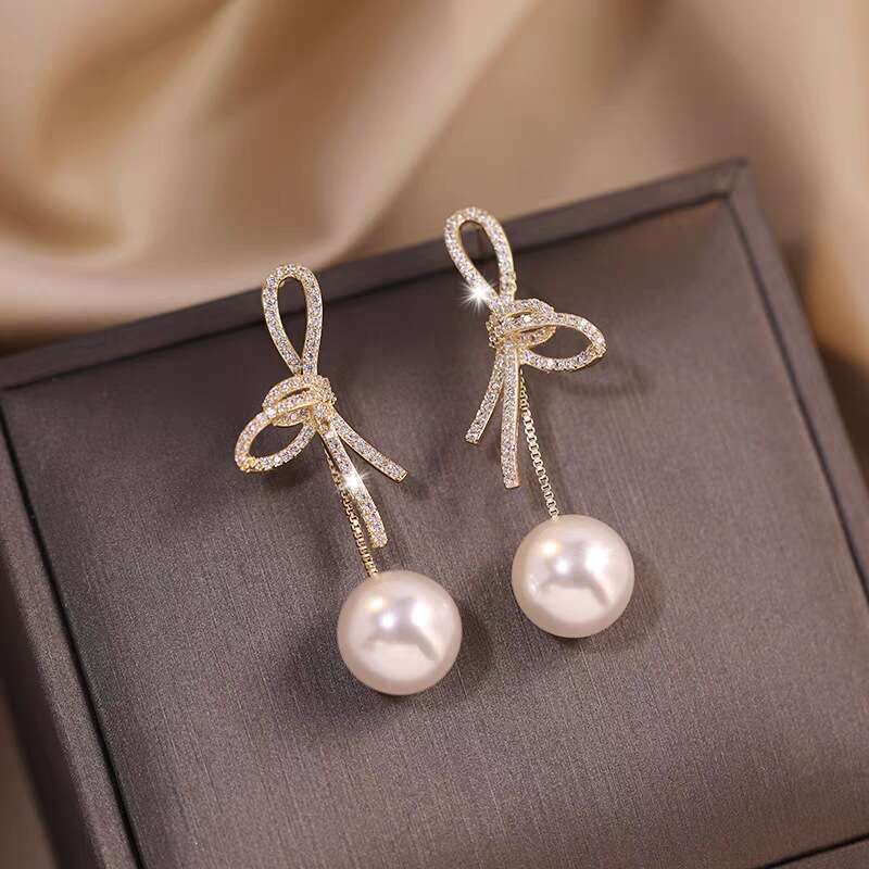 Light Bowknot Pearl Earrings for Women, Versatile and Slimming Long Earrings, Two-Way Wear, High-End Feel Ear Jewelry