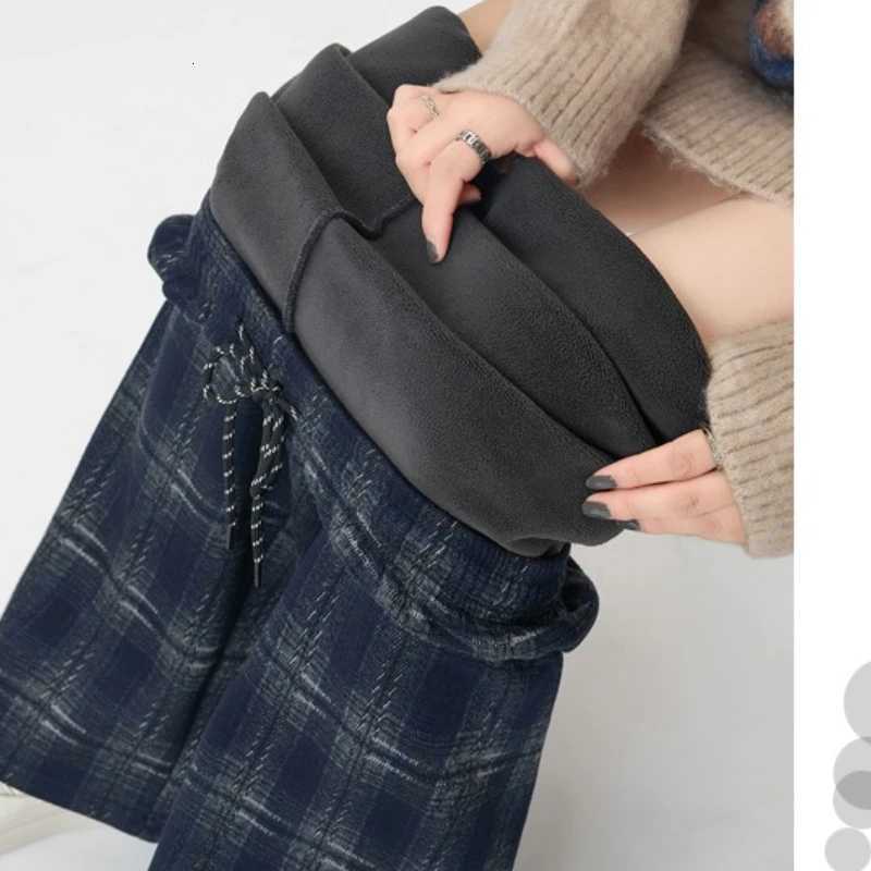 High Quality Woolen Plaid Pants for Women Autumn Winter Retro Wideleg Casual Pants Female Hip Pop Fleece Streetwear Pants 2025T251025