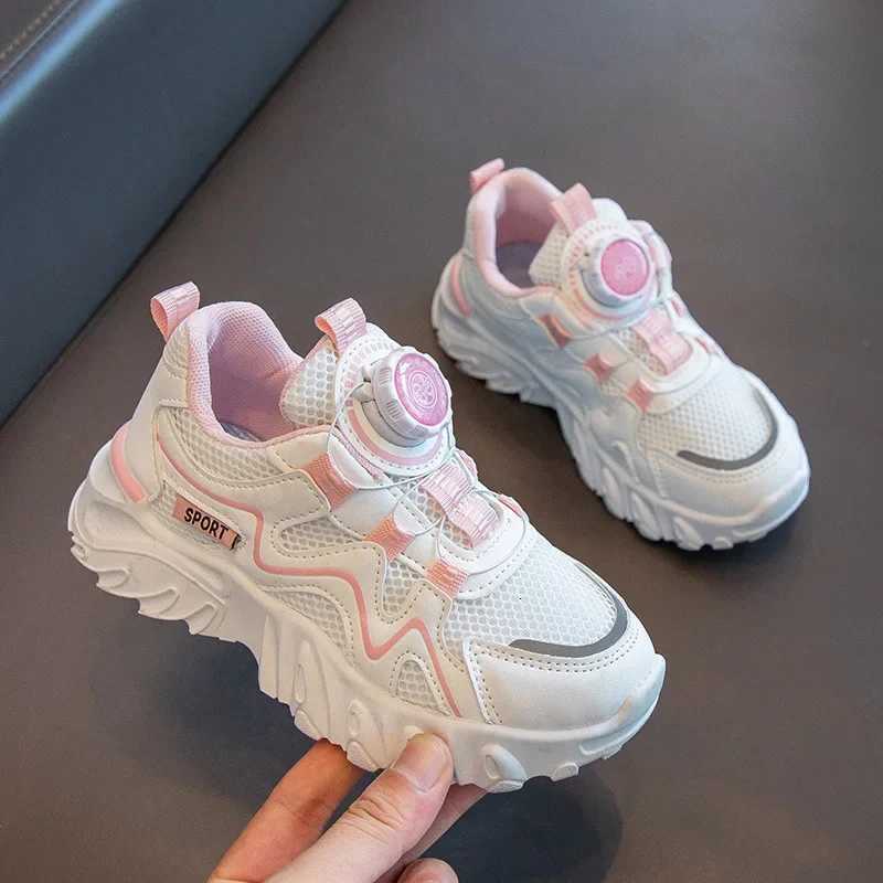 2025 Children Sneakers Unisex Dads Baby Boy Trainers Girls Shoes Clunky Sports Tennis Casual Flats Child Infant Footwear C260130