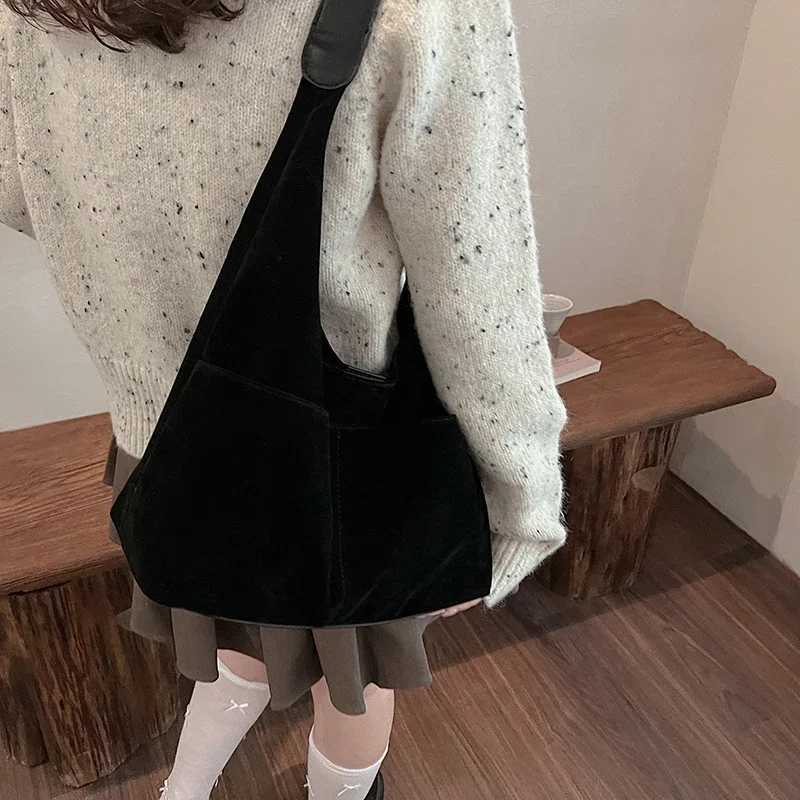 LEFTSIDE 2 Pcsset Small PU Leather Underarm Bags For Women 2024 Winter Y2K Female Fashion Shoulder Bag Handbags And Purses Z251024