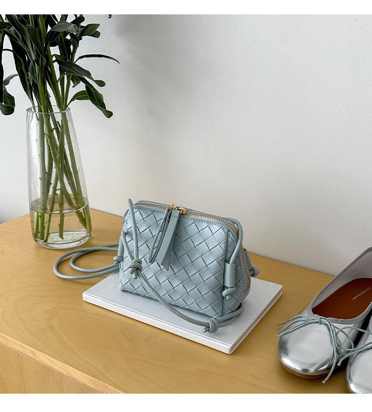 Luxury Brand Designer Bag Women's Bag 2025 New Fashion Woven Bag Underarm Hand Bag For Women Fashion Trend Elegant Commuter Shoulder Bag