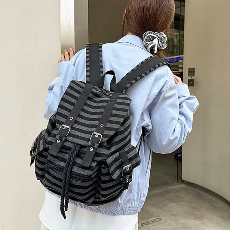 Retro Y2k Casual Striped College Backpack Korean Style School Bag Large Capacity Versatile Bookbags Leisure Kpop Girls Women Bag W251025