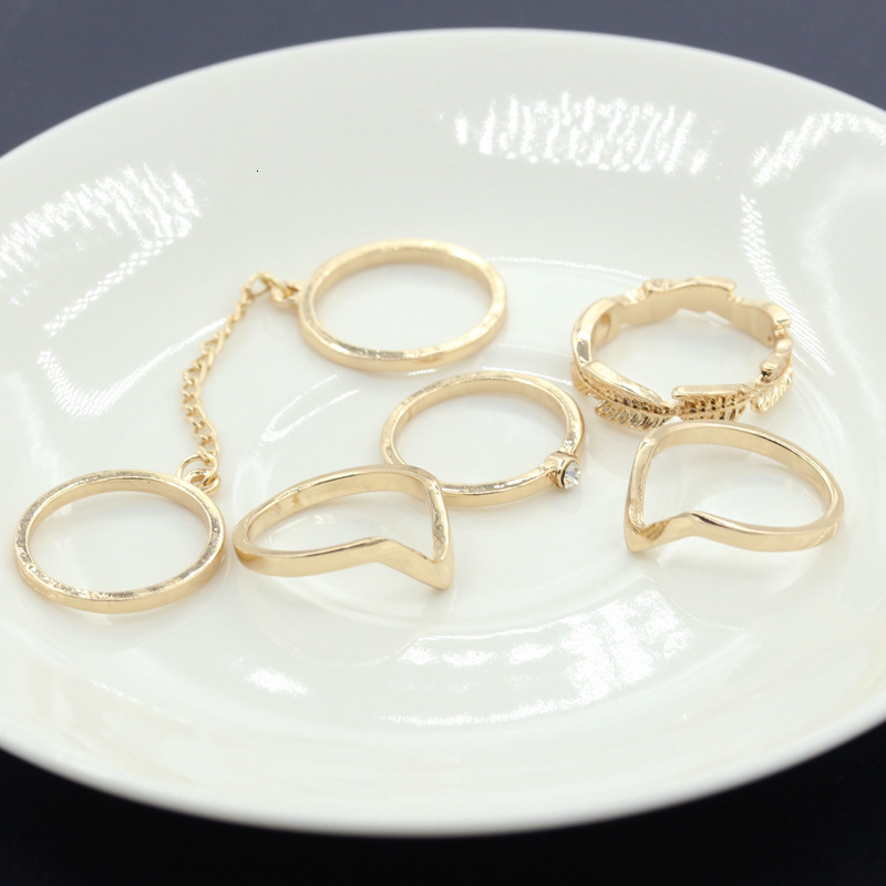 Personalized Fashion Versatile Ring Inlaid with Diamonds Leaf V-Shaped Joint Finger Chain 6-Piece Set New Style