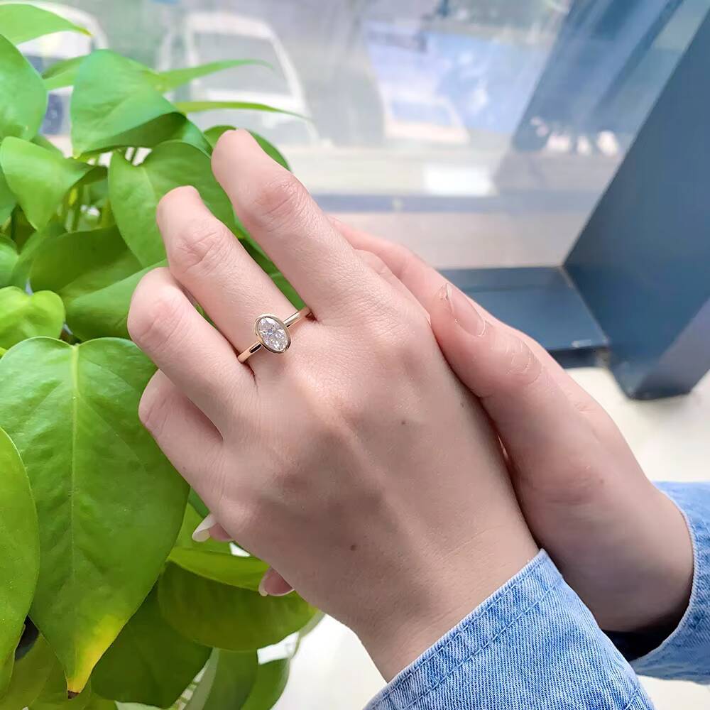 Fine Jewelry Certificated DVVS Moissanite with 15ct Oval Cut 14k Real Gold Ring OEM ODM AU585