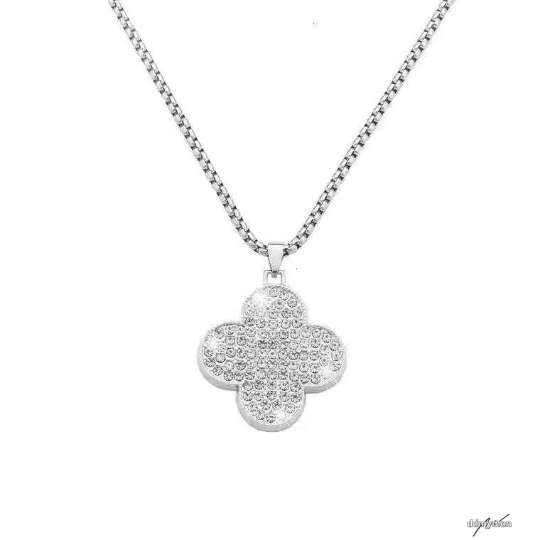 Elegant Four-Leaf Clover Pendant Necklace: Long Titanium Steel Sweater Chain For Women, Autumn & Winter Fashion Ddmymon