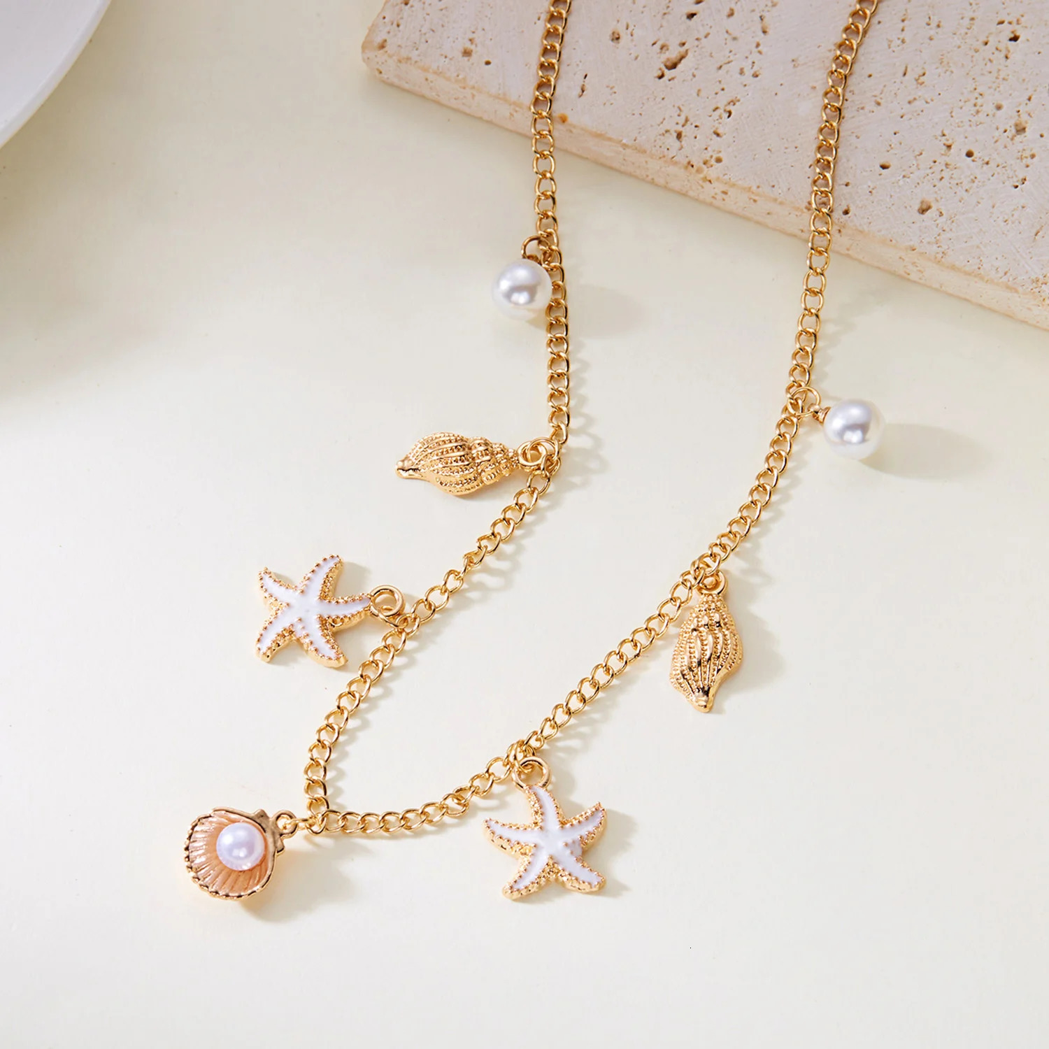 Fashion Gold Color Starfish Conch Turtle Pendant Necklace for Women Handmade Shell Chain Necklace Summer Beach Party Jewelry 251023