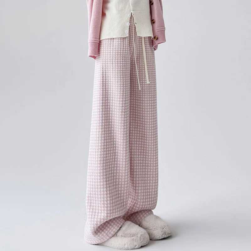 Winter Fashion Plaid Cotton Pants Women Fleece Thicken Warm Sweatpants Woman Loose Lace Up High Waist Cotton Trousers MujerT251025