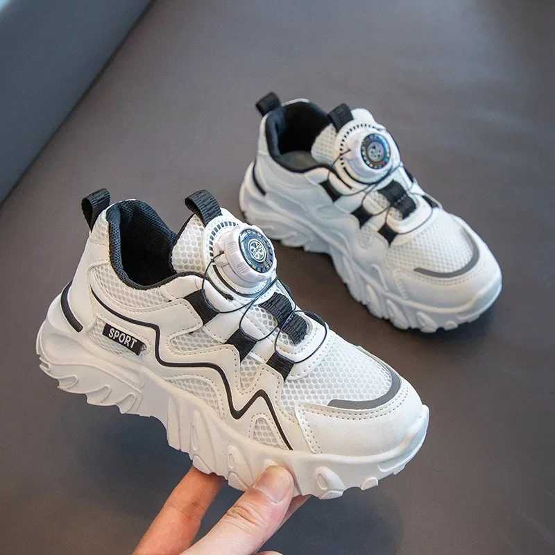 2025 Children Sneakers Unisex Dads Baby Boy Trainers Girls Shoes Clunky Sports Tennis Casual Flats Child Infant Footwear C260130