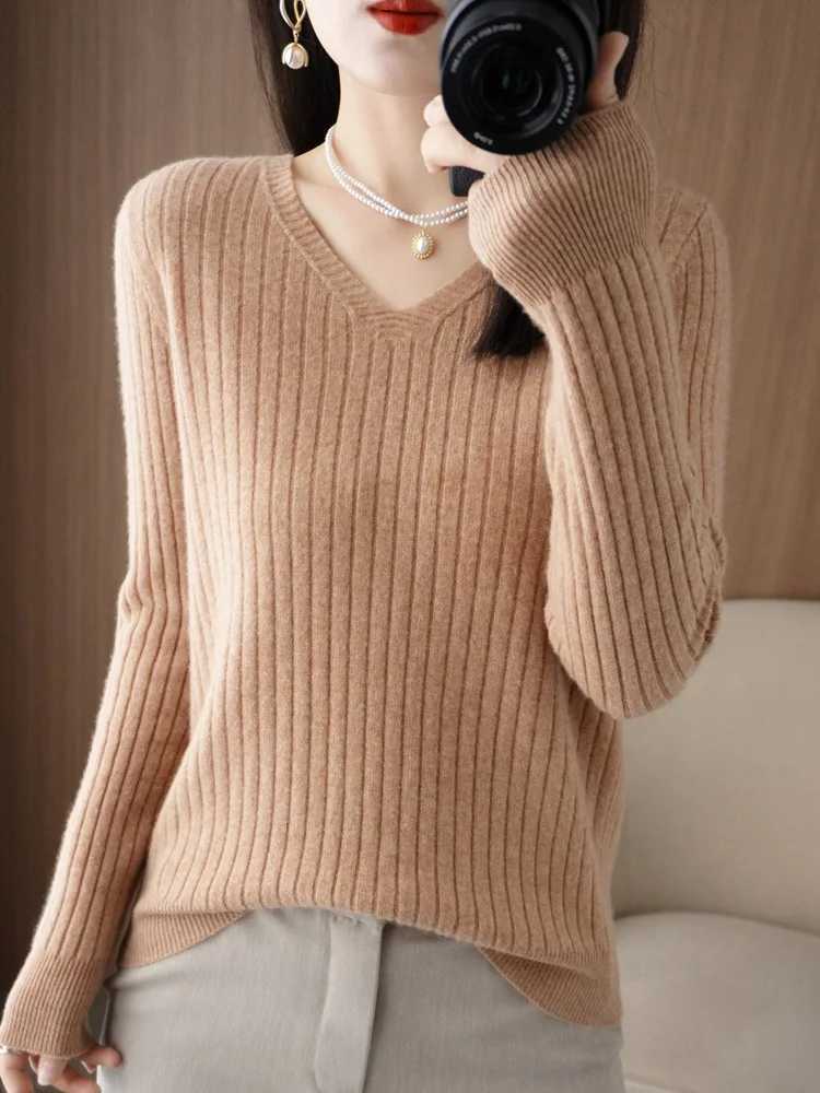Sweater Women Autumn Winter Women Sweaters Fashion Vneck Cashmere Sweater Women Knitted Sweater Pullover 2022New TopsT251025