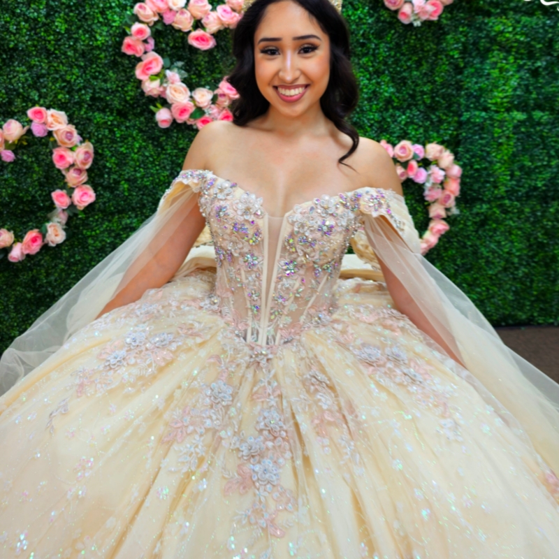 Champagne Shiny Quinceanera Dresses Ball Gown Off The Shoulder Applique Lace Beading Crystal Corset With Cape Party Birthday Sweet 16 Dress Vestidos 1